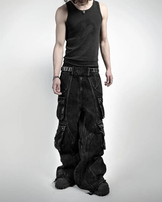 All the pockets - distressed baggy jeans with multiple pockets